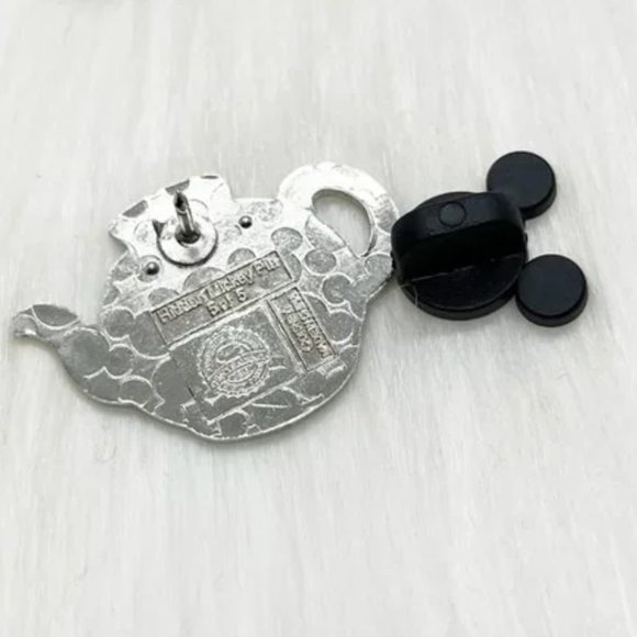 🔮 5/$25 Disney Alice in Wonderland Mad Hatter Teapot Pin - Picture 3 of 3
